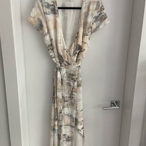 BABATON. Wrap dress.